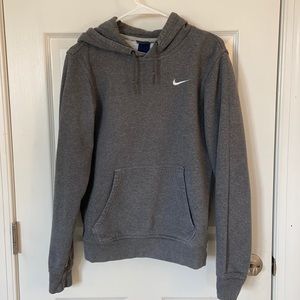 nike sweatshirt